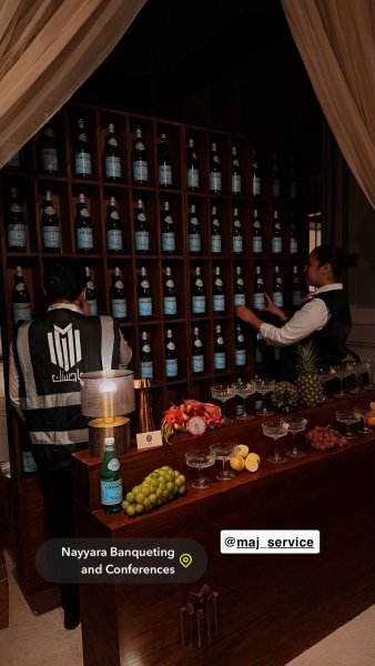 🍹 Welcome Drink Station