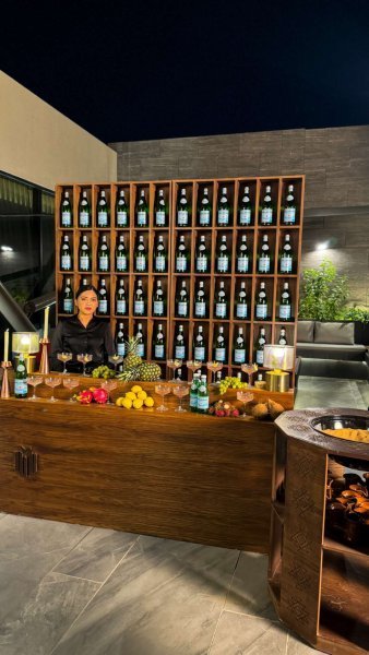 🍹 Welcome Drink Station