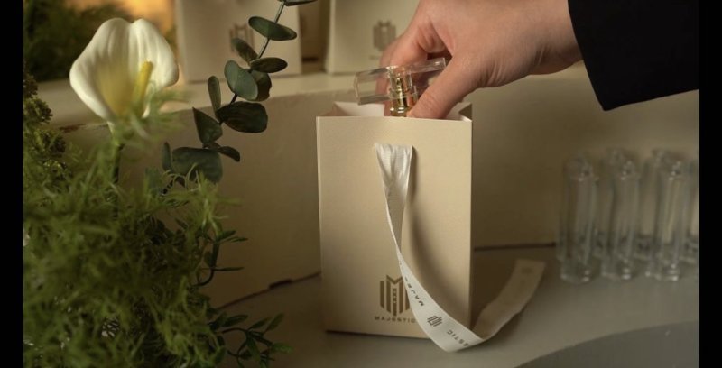  Perfume Giveaways 🎁