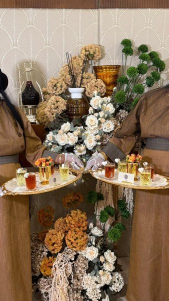 أواني القهوه والشاهي 