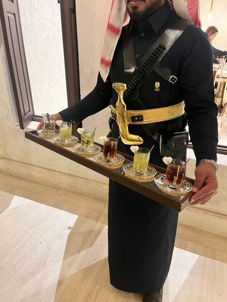 أواني القهوه والشاهي 
