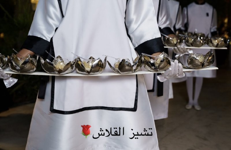 المأكولات والمشروبات الخفيفه 